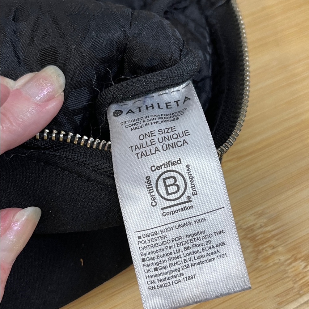 Athleta Pouch - Picture 3 of 9